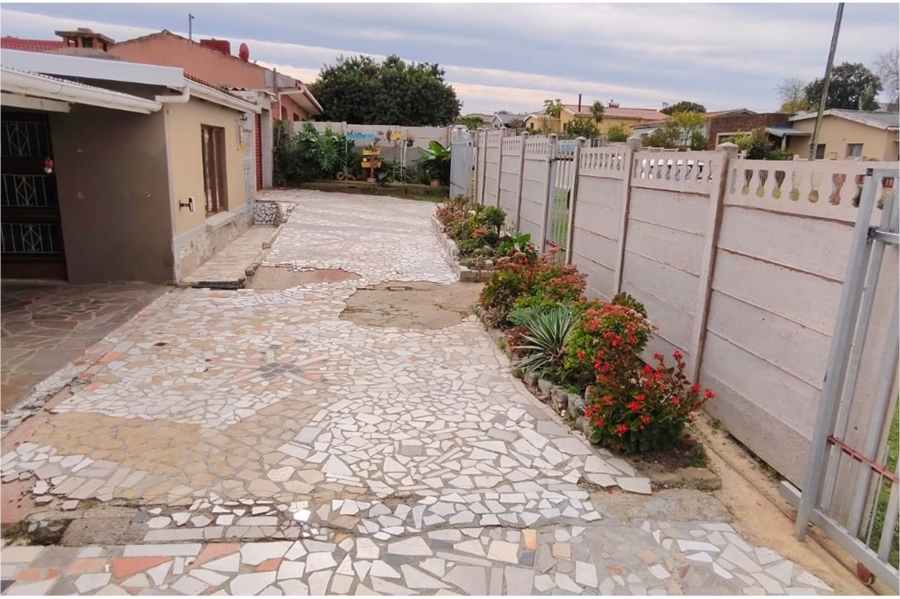 To Let 4 Bedroom Property for Rent in Pacaltsdorp Western Cape